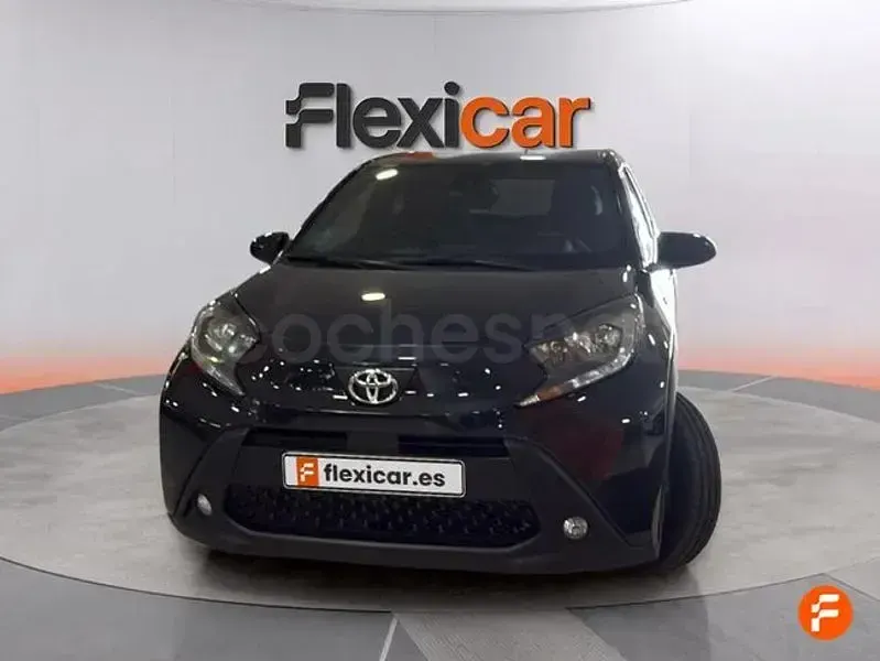 Usado Toyota Aygo X 72 CV (52 kW) 2024 Negro SUV