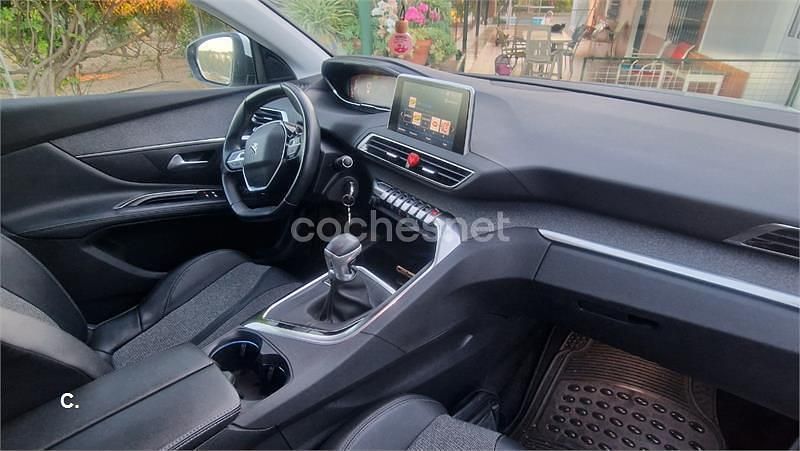 Blanco Usado 2019 Peugeot 5008 Allure Monovolumen | 16.000 € (Precio justo) - Imagen 1/4