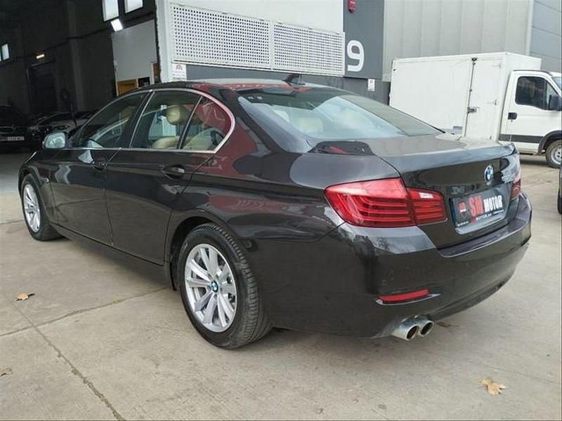 Usado BMW 520 Comfort Edition 190 CV (139 kW) 2016 Negro Berlina