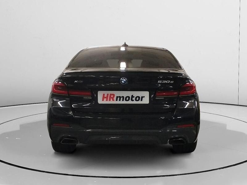 Usado BMW 530e M Sport 292 CV (214 kW) 2023 Negro Berlina