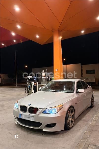 Usado BMW 530 231 CV (169 kW) 2005 Gris / plata Berlina