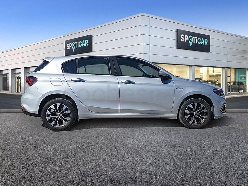 Usado Fiat Tipo City Life 130 CV (95 kW) 2022 Gris / plata Berlina