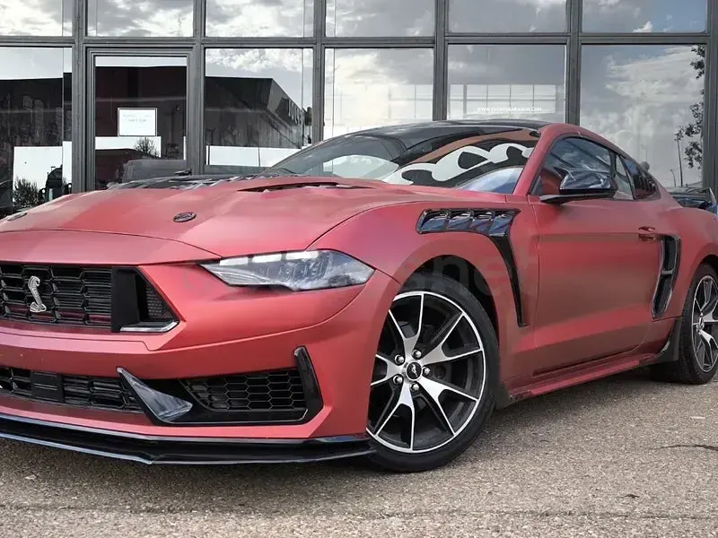 Usado Ford Mustang Fastback 291 CV (214 kW) 2020 Granate Coupe