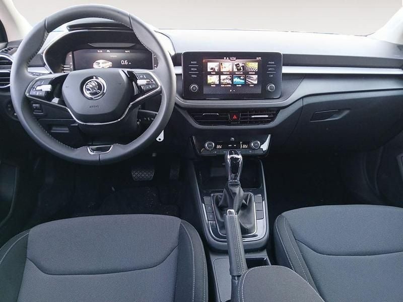 Usado Skoda Fabia Ambition 110 CV (80 kW) 2021 Azul