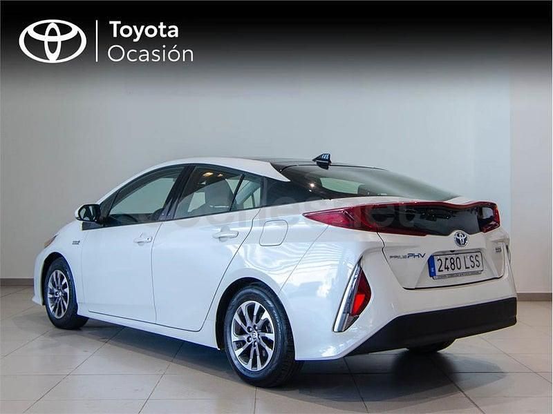 Usado Toyota Prius 122 CV (89 kW) 2021 Blanco Utilitario