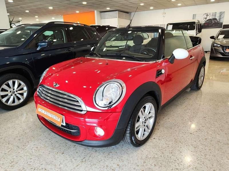Usado Mini Cooper D Cabriolet 111 CV (81 kW) 2015 Rojo Descapotable