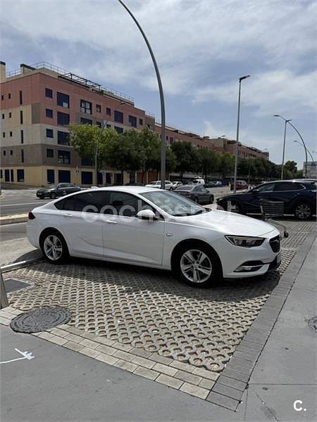 Blanco Usado 2019 Opel Insignia Berlina | 8500 € (Buen precio) - Imagen 1/4