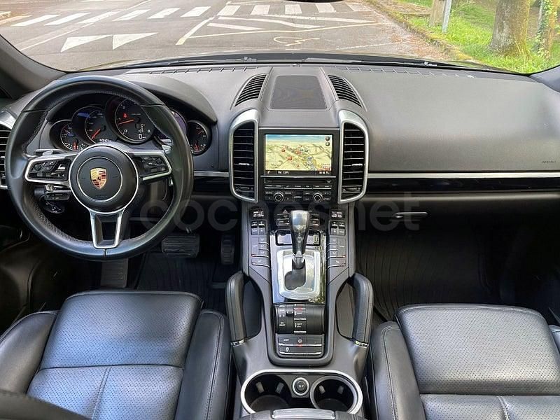 Usado Porsche Cayenne Platinum Edition 262 CV (192 kW) 2016 Negro SUV