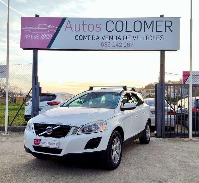 Usado Volvo XC60 Momentum 163 CV (119 kW) 2011 Blanco SUV