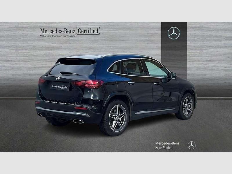 Usado Mercedes GLA250 218 CV (160 kW) 2025 Negro SUV