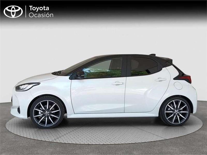 Usado Toyota Yaris Hybrid Plus 131 CV (96 kW) 2025 Monovolumen