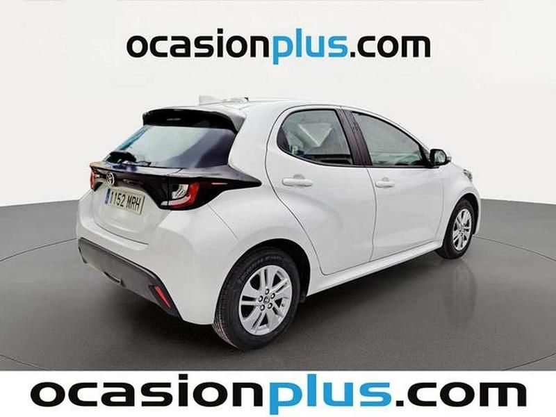 Usado Toyota Yaris Edition 125 CV (91 kW) 2024 Blanco Utilitario