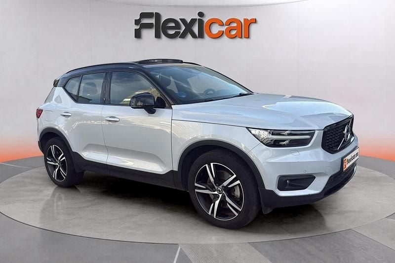 Blanco Usado 2021 Volvo XC40 R-Design SUV | 24.290 € (Super precio) - Imagen 1/4