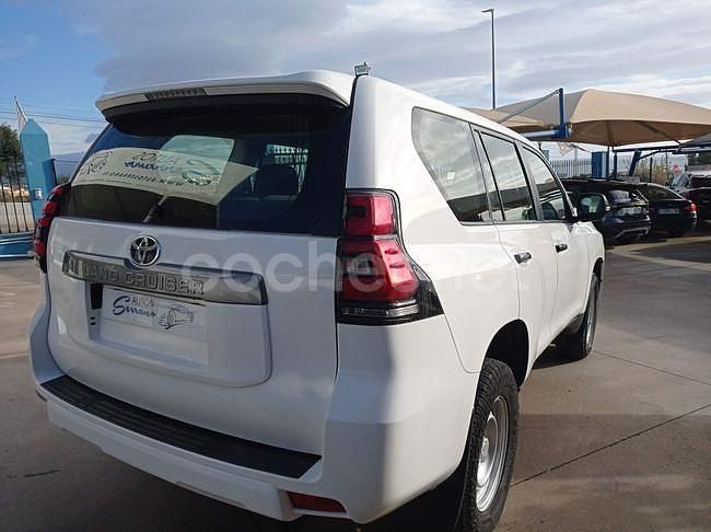 Usado Toyota Land Cruiser 177 CV (130 kW) 2020 Blanco SUV