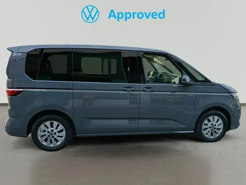 Usado VW Multivan 245 CV (180 kW) 2025 Gris Monovolumen