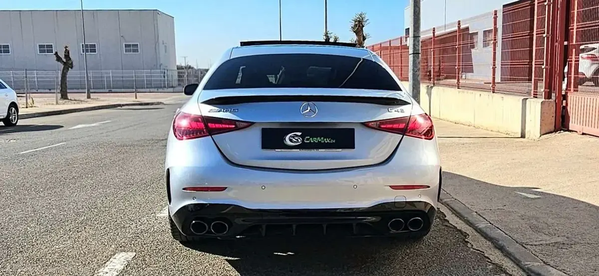 Usado Mercedes C43 AMG AMG 408 CV (300 kW) 2024 Gris Berlina