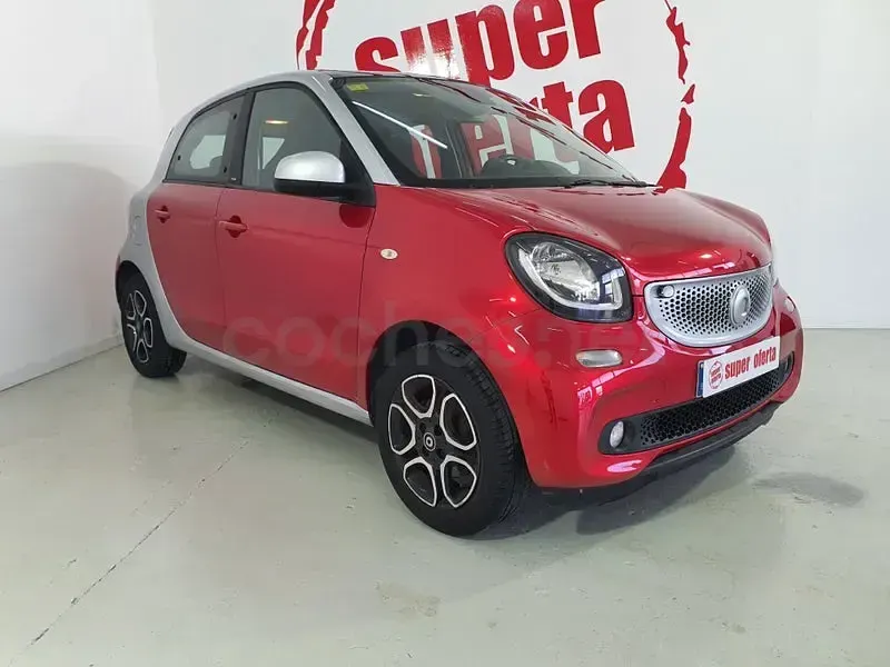 Usado Smart ForFour Passion 71 CV (52 kW) 2016 Rojo Utilitario