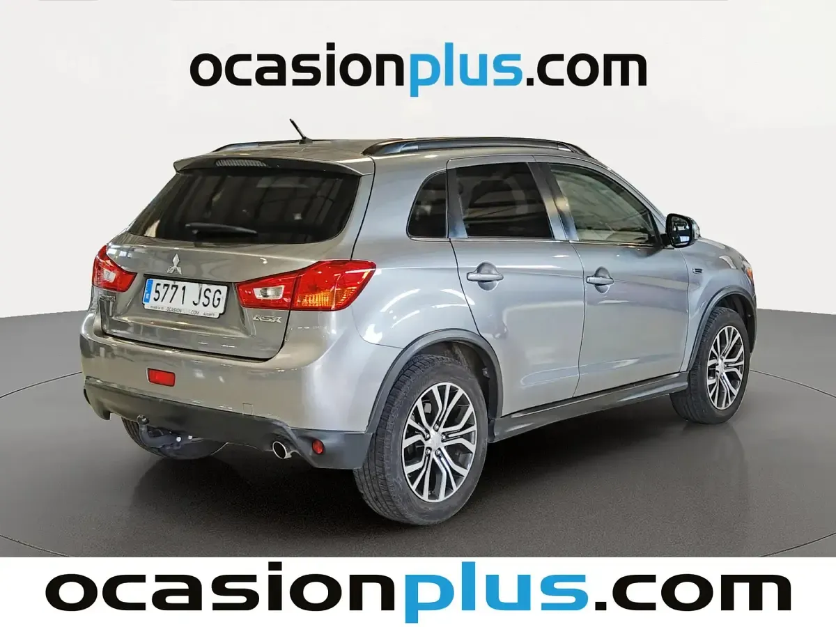 Usado Mitsubishi ASX Motion 117 CV (86 kW) 2016 Gris SUV