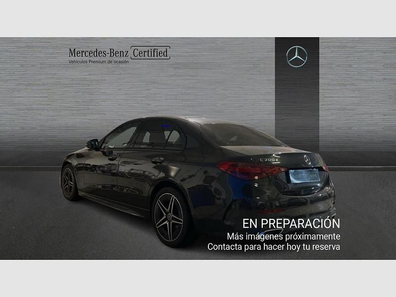 Usado Mercedes C200 AMG line 163 CV (119 kW) 2025 Gris grafito oscuro metalizado Berlina