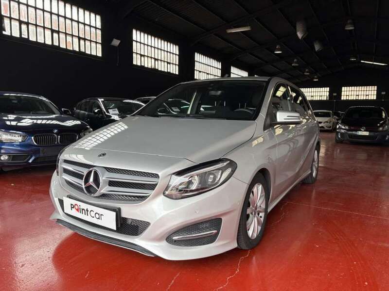 Plateado Usado 2018 Mercedes B180 Monovolumen | 14.500 € (Super precio) - Imagen 1/4