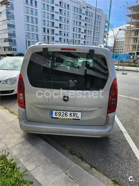 Usado Opel Combo Life Selective 100 CV (73 kW) 2018 Beige Monovolumen
