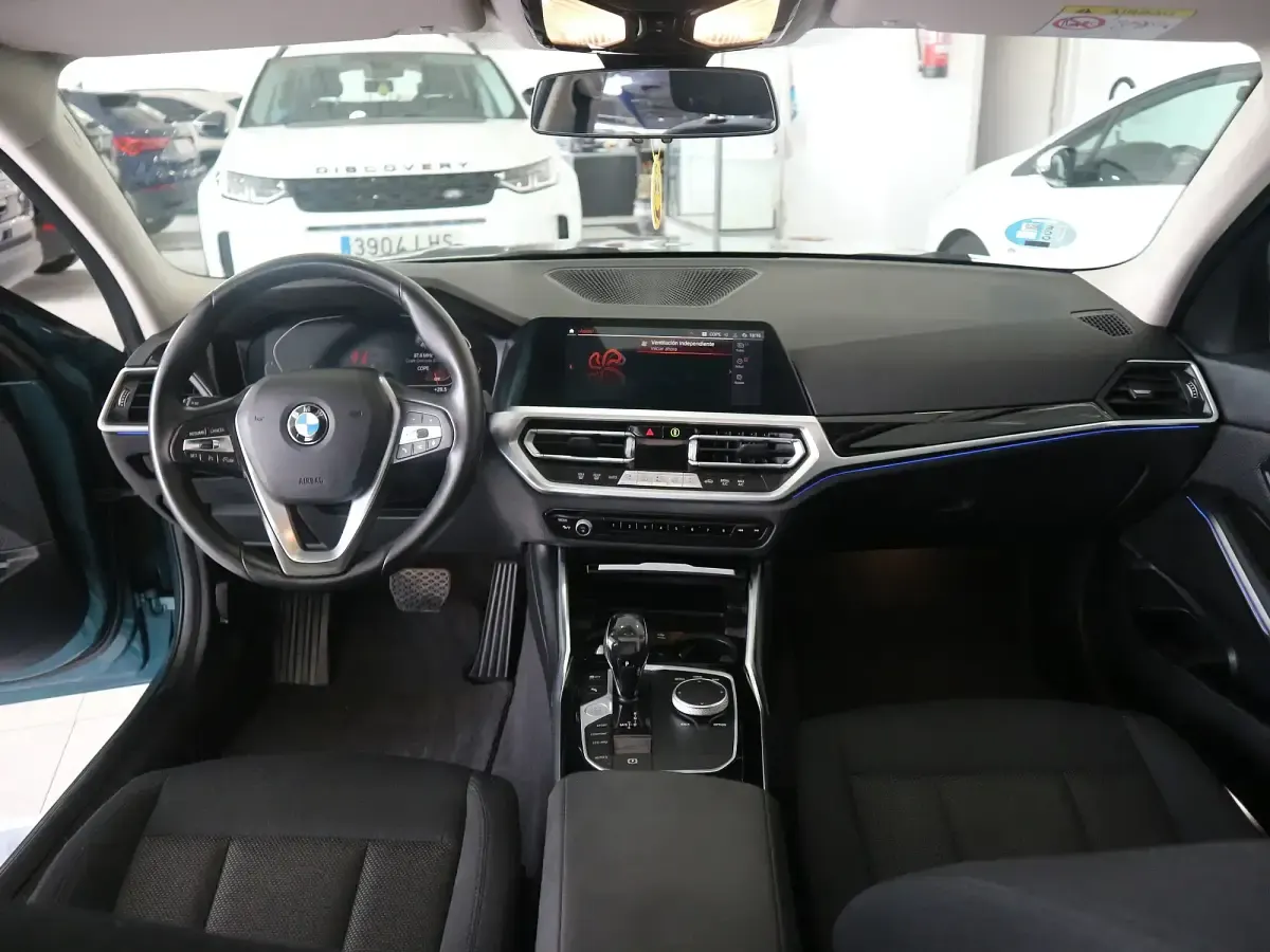 Usado BMW 318 150 CV (110 kW) 2021 Verde Familiar
