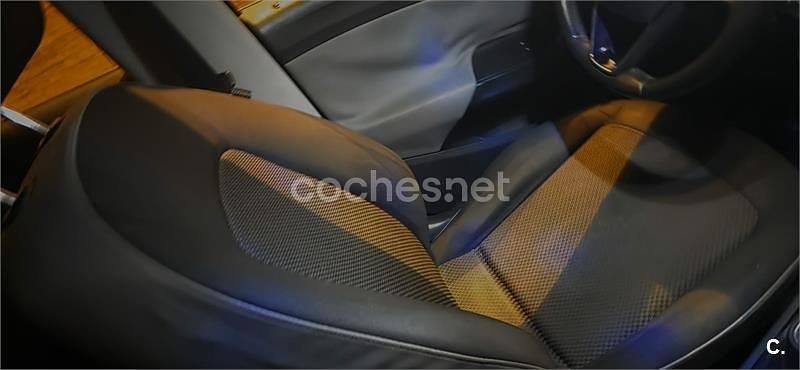 Usado Seat Ibiza CONNECT 90 CV (66 kW) 2017 Gris / plata Berlina