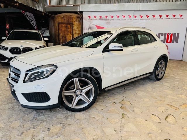 Blanco Usado 2016 Mercedes GLA200 AMG line SUV | 18.995 € (Precio justo) - Imagen 1/3