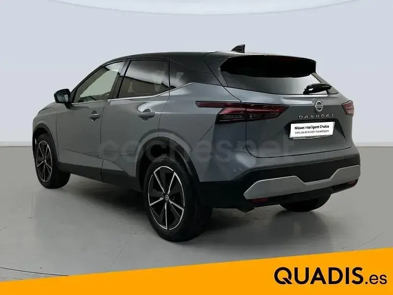 Usado Nissan Qashqai Tekna 158 CV (116 kW) 2022 Gris / plata SUV