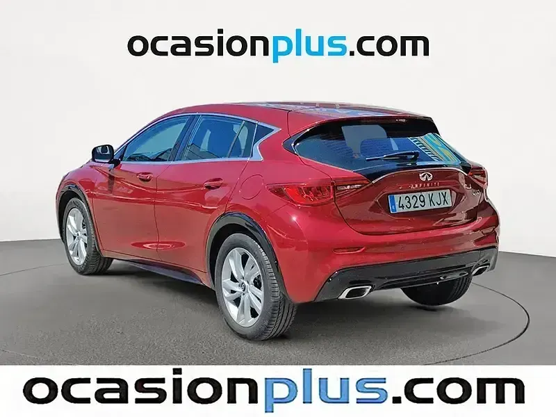Usado Infiniti Q30 Premium 170 CV (125 kW) 2018 Rojo SUV