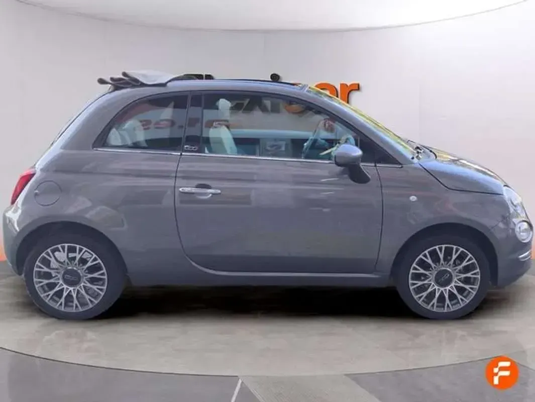 Usado Fiat 500 Dolcevita 71 CV (52 kW) 2021 Gris Descapotable