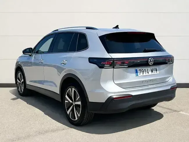 Usado VW Tiguan 150 CV (110 kW) 2025 Gris SUV