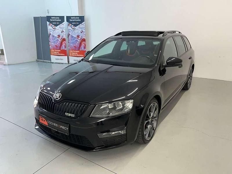 Usado Skoda Octavia RS 184 CV (135 kW) 2017 Negro Familiar