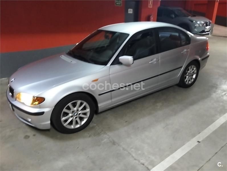 Usado BMW 318 118 CV (86 kW) 2002 Gris / plata Berlina