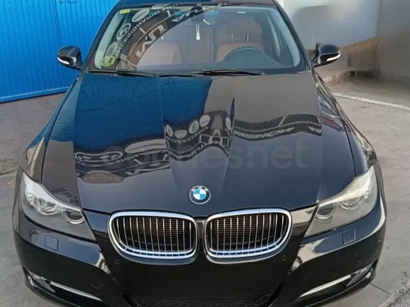 Occasion BMW 318 Sport Line 143 ch (105 kW) 2011 Noir Berline