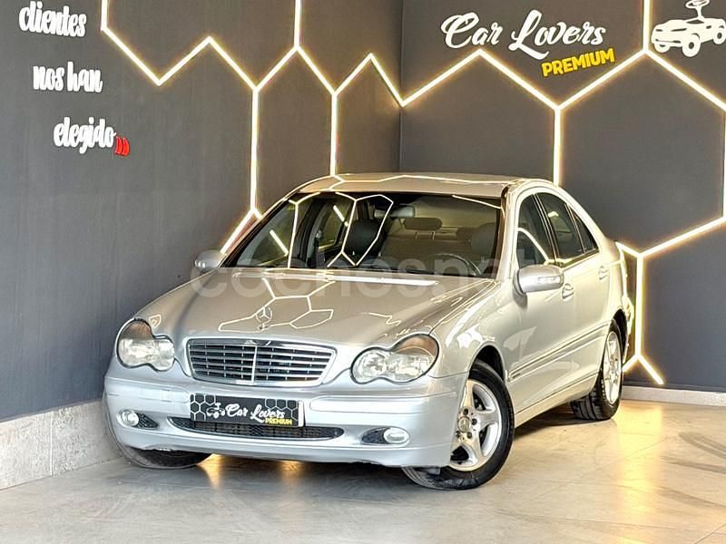 Gris / plata Usado 2001 Mercedes C220 Avantgarde Berlina | 4500 € (Un poco caro) - Imagen 1/4