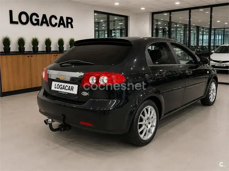 Usado Chevrolet Lacetti CDX 109 CV (80 kW) 2005 Negro Berlina