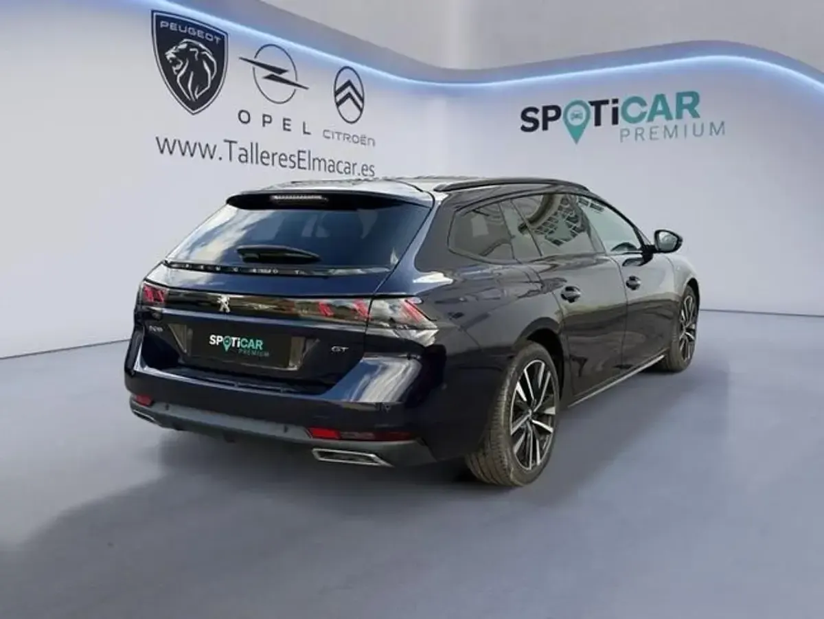 Usado Peugeot 508 GT 130 CV (95 kW) 2022 Azul Berlina