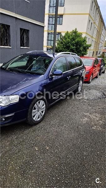 Usado VW Passat Highline 140 CV (102 kW) 2006 Azul Familiar