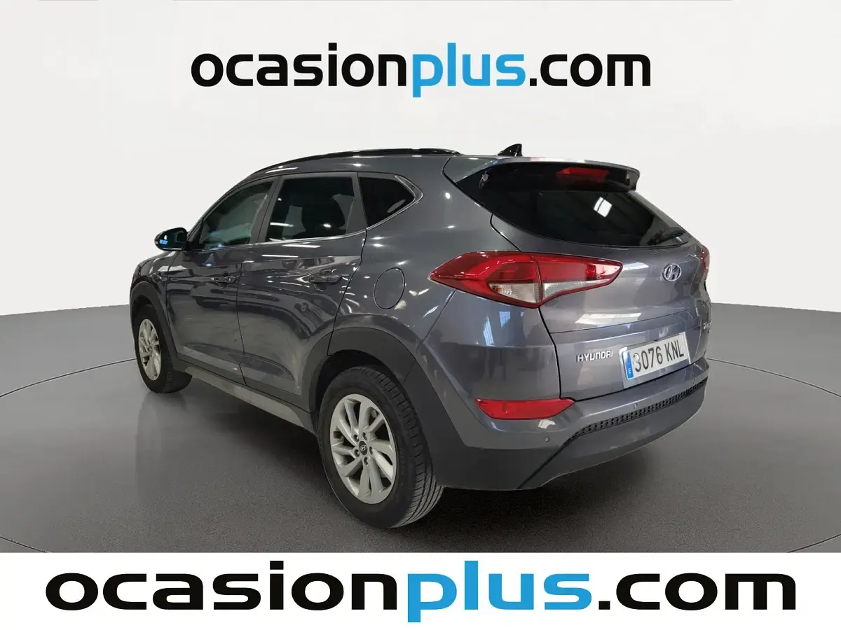 Usado Hyundai Tucson 141 CV (103 kW) 2018 Gris SUV