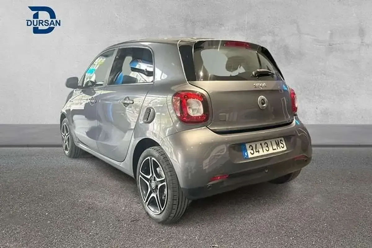 Usado Smart ForFour Electric Drive 60 kW (82 CV) 2021 Gris Utilitario