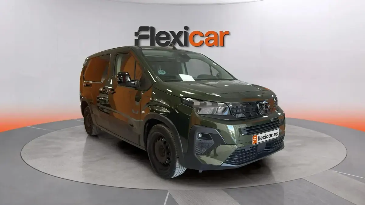 Usado Peugeot Rifter Allure 131 CV (96 kW) 2024 Monovolumen