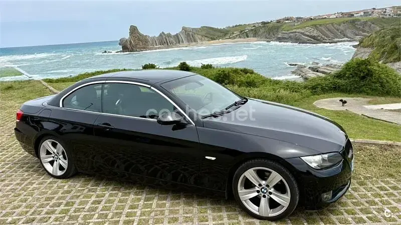 Usado BMW 320 Cabriolet 170 CV (125 kW) 2008 Negro Descapotable