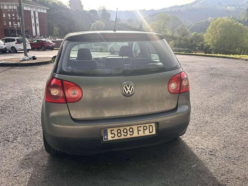 Usado VW Golf V GT 140 CV (102 kW) 2007 Gris Utilitario