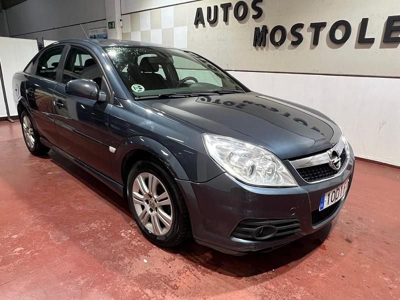 Usado Opel Vectra Cosmo 149 CV (109 kW) 2007 Gris