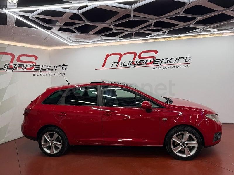 Usado Seat Ibiza ST Sport 105 CV (77 kW) 2010 Rojo Familiar