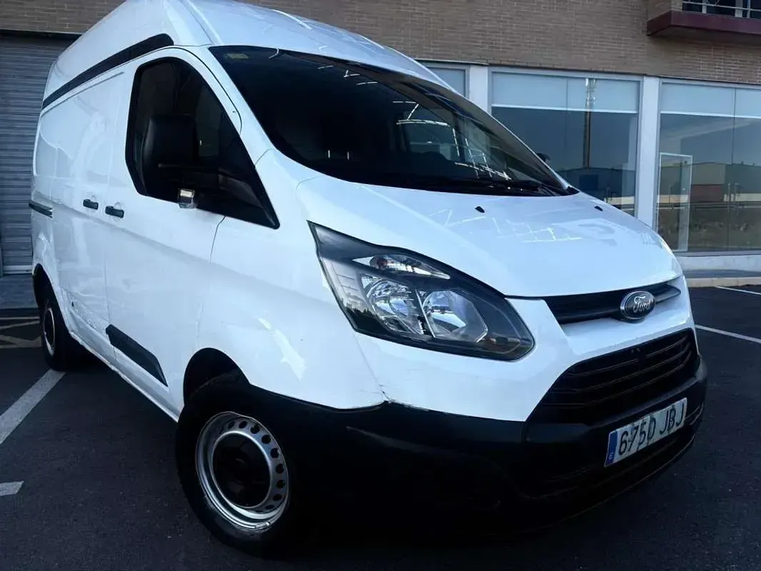 Usado Ford Transit Custom Ambiente 101 CV (74 kW) 2015 Blanco Familiar