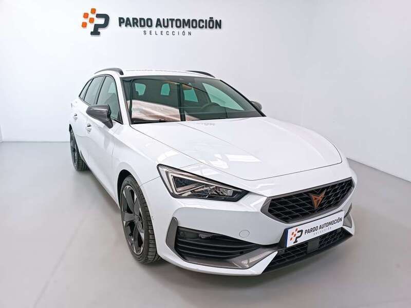 Usado Cupra Leon 150 CV (110 kW) 2024 Blanco metalizado Familiar