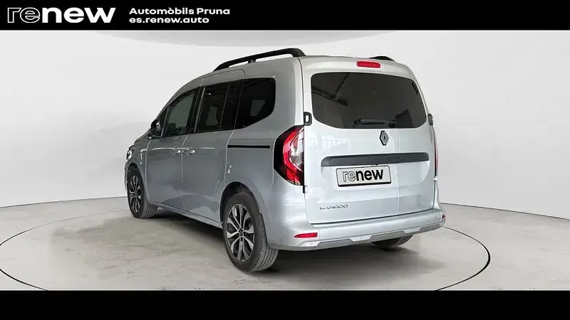 Usado Renault Kangoo Techno 115 CV (84 kW) 2025 Gris Monovolumen