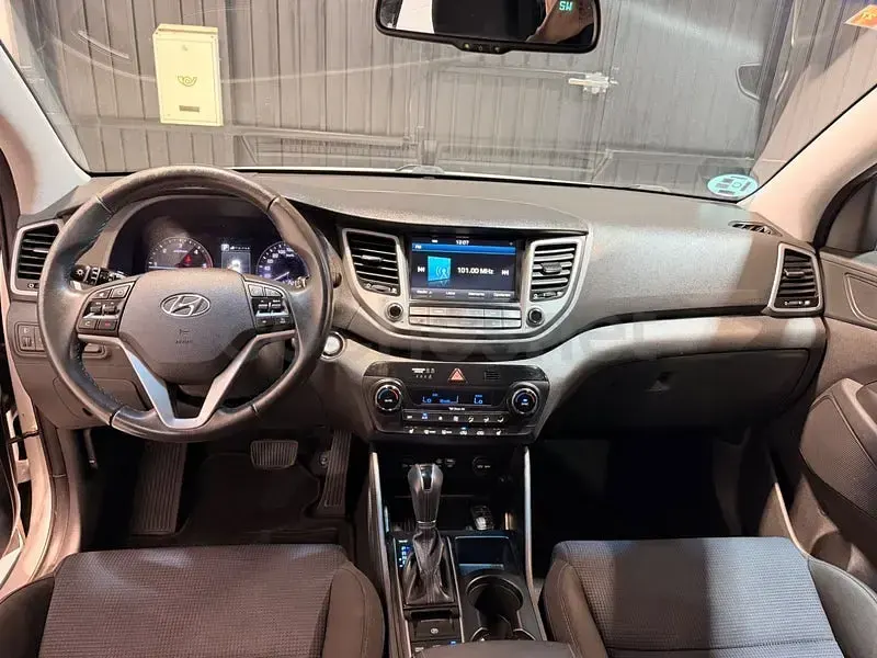 Usado Hyundai Tucson 141 CV (103 kW) 2017 Blanco SUV